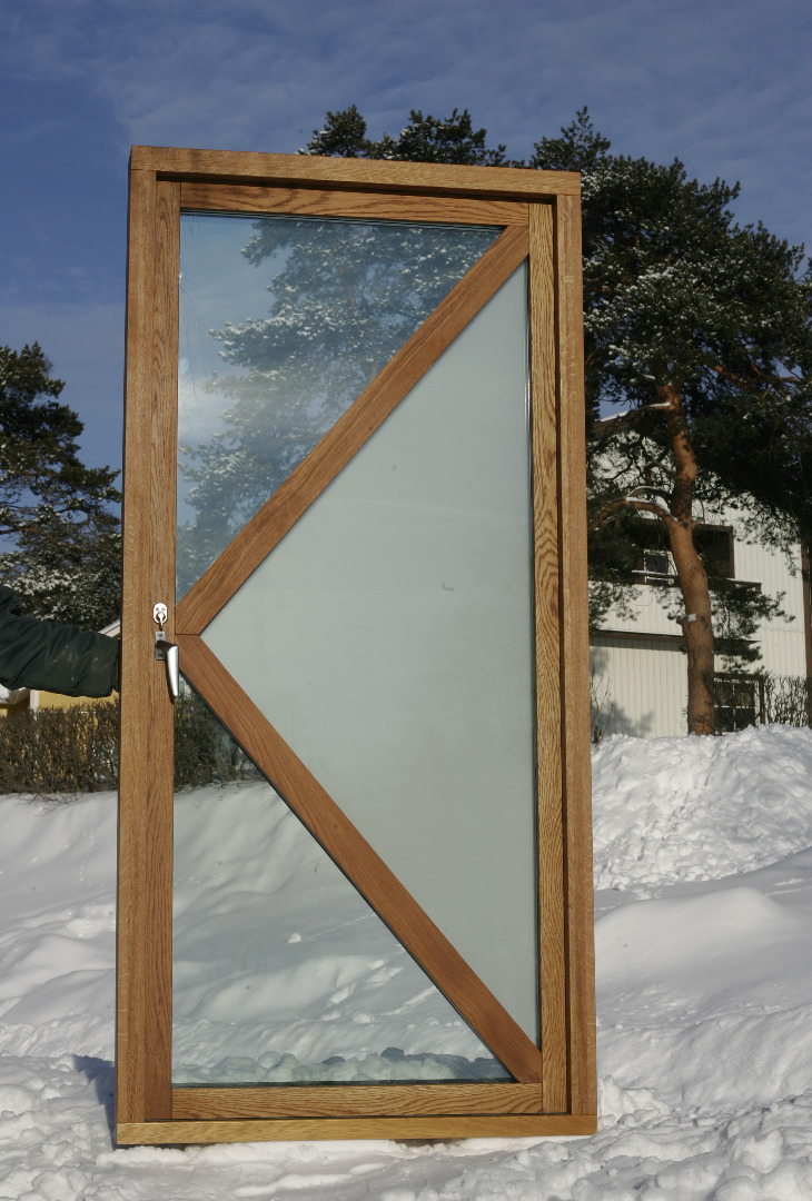 Fin Snickeri0172 Hel Ekdoerr2